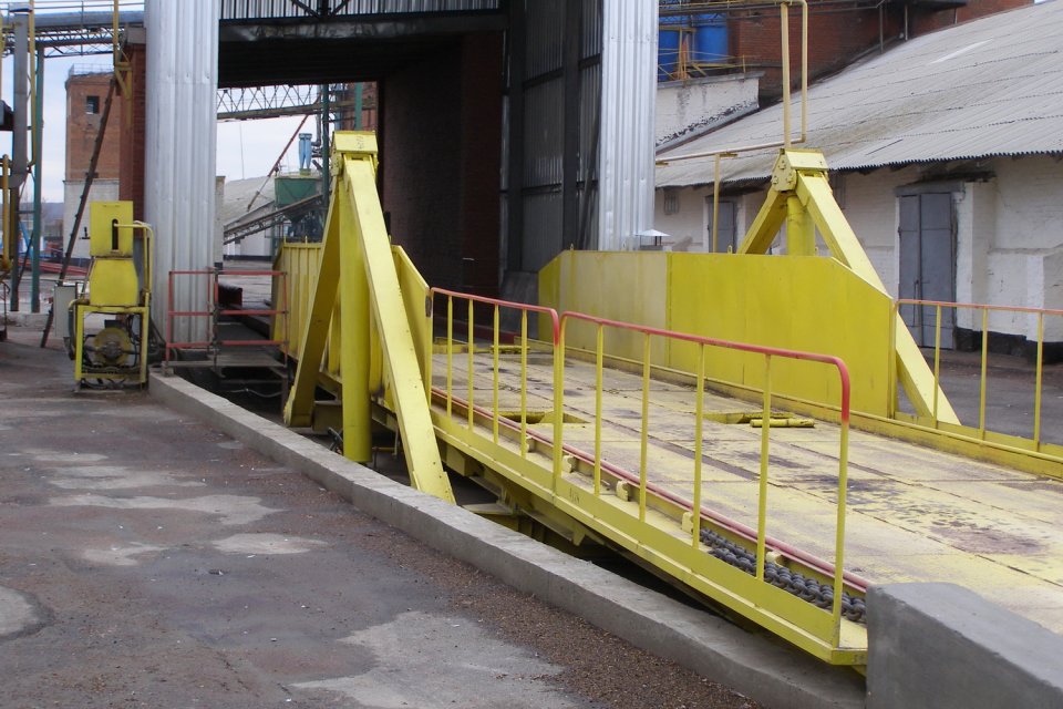 Автомобілерозвантажувач РАГ-65.20.80.000-М2