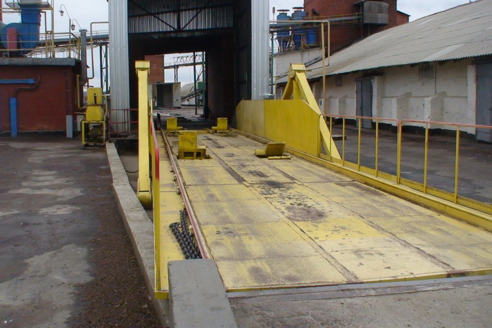 Автомобілерозвантажувач РАГ-65.20.80.000-М2