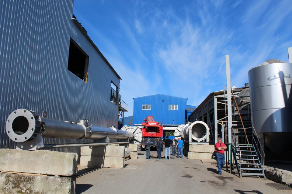 Колоны ВВУ перед монтажем, г.Хмельник